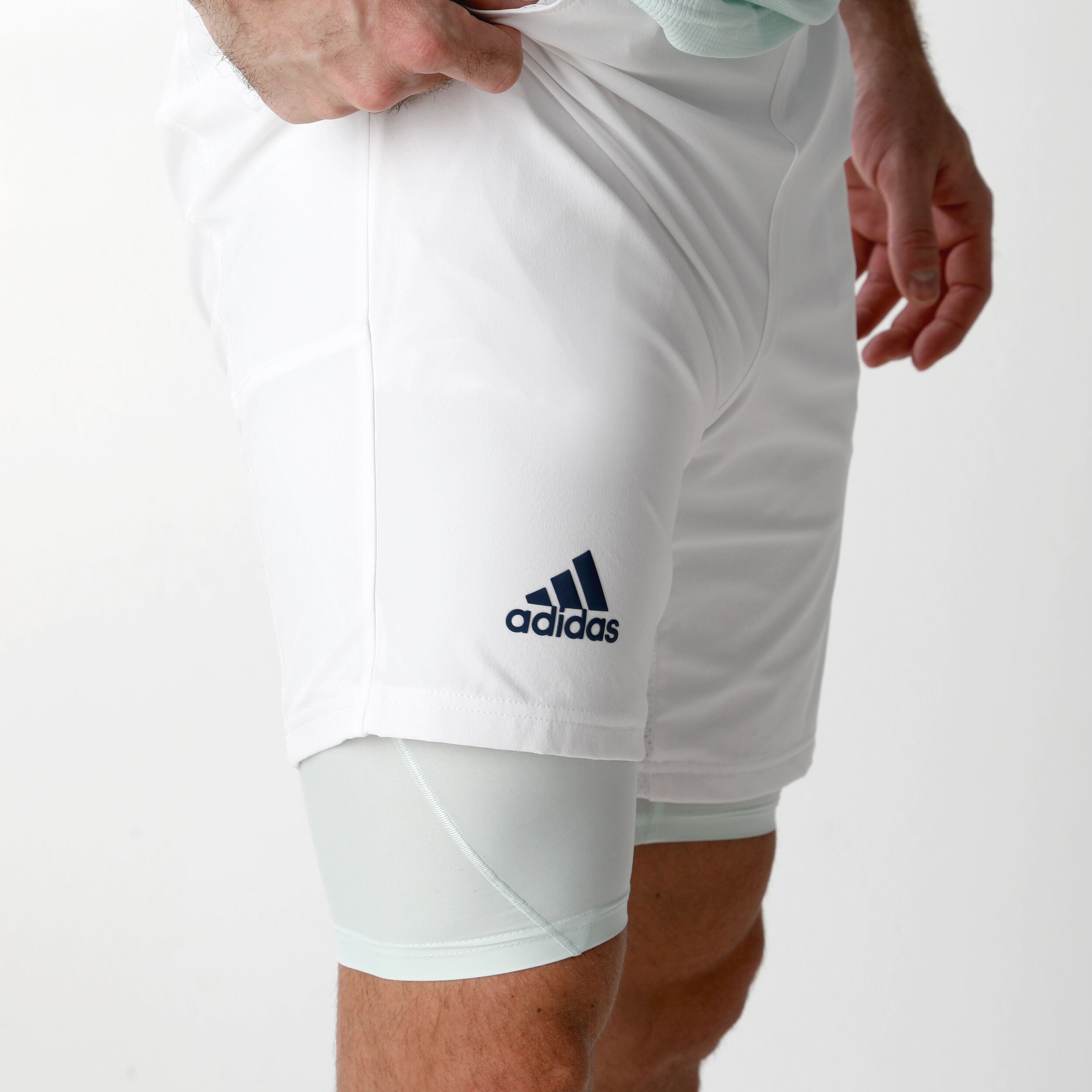 pantaloncini adidas tennis